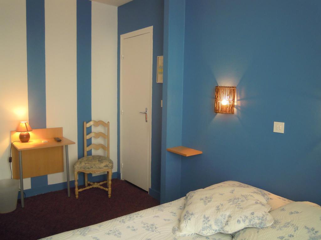 Hotel De Paris Courseulles-sur-Mer Exterior foto